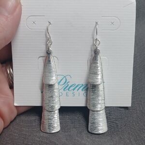 Premier Designs Textured Silver Earrings